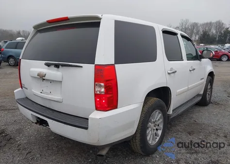 2008 Chevrolet Tahoe Hybrid z USA, uszkodzony, nr VIN 1GNFK13588R218770